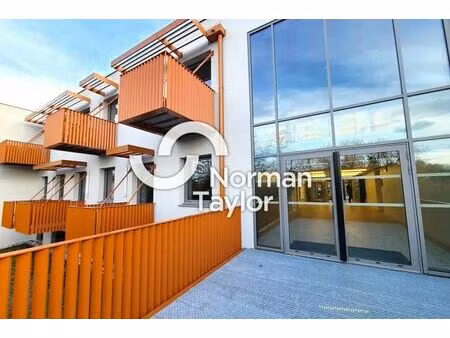 vente bureaux 96 m²