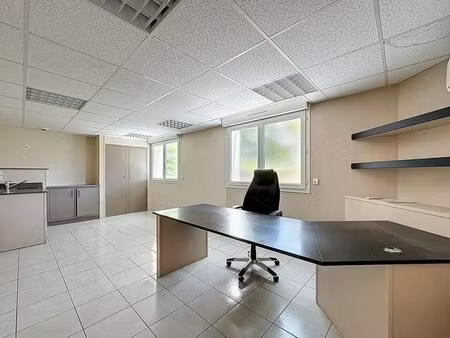 vente bureaux 137 m²