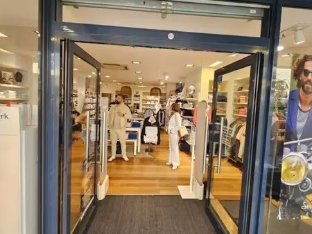 location commerce la roche sur yon 85000 120m²