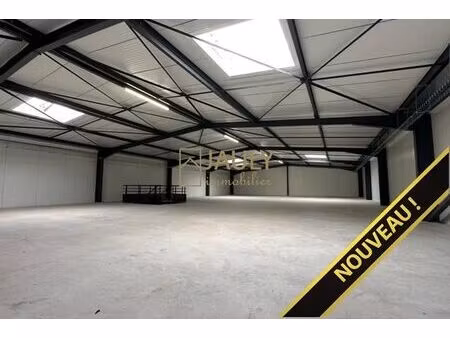 location commerce meaux 77100 900m²