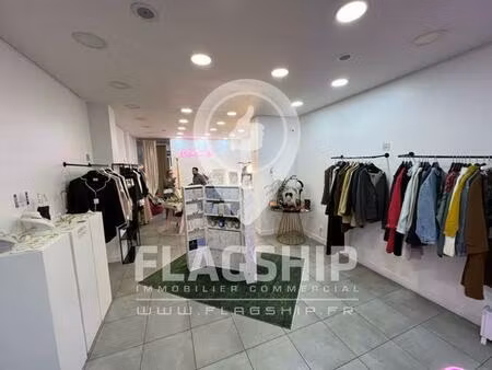 location commerce 100 m²