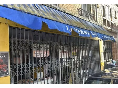 location commerce 85 m²