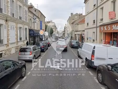 location commerce villemomble 93250 103m²