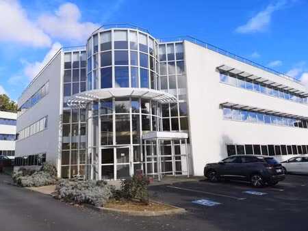 vente bureaux 453 m² à 919 m²