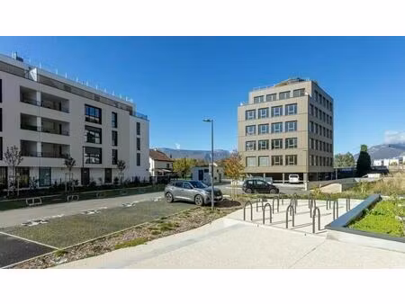 vente bureaux 136 m²