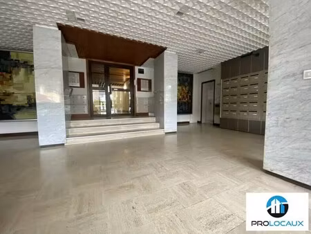 vente bureaux 70 m²