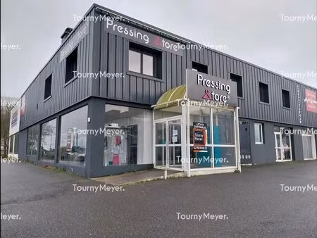 location commerce brest 29200 530m²