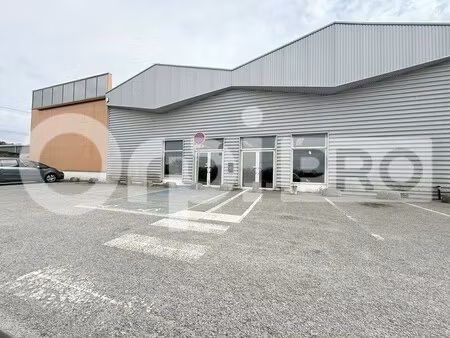 location commerce gonfreville l orcher 76700 1145m²