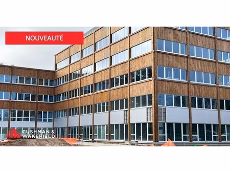vente bureaux 247 m² à 2 483 m²