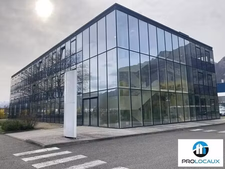 vente bureaux 1 983 m²