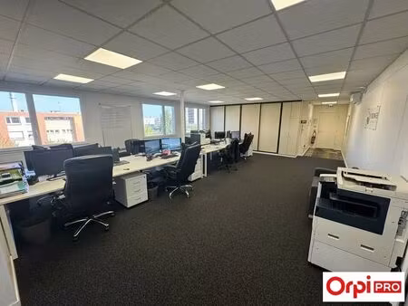 vente bureaux 137 m²