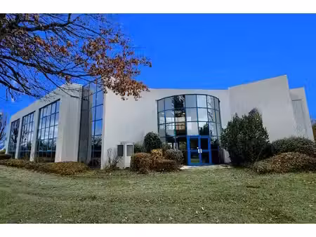 vente bureaux montivilliers 76290 1260m²