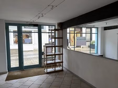 location commerce chartres 28000 67m²