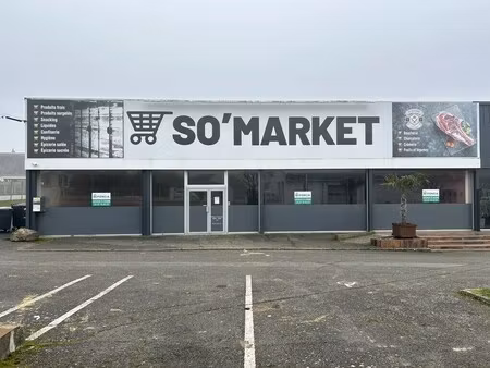 location commerce 300 m²