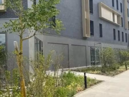 vente bureaux 84 m² à 1 093 m²