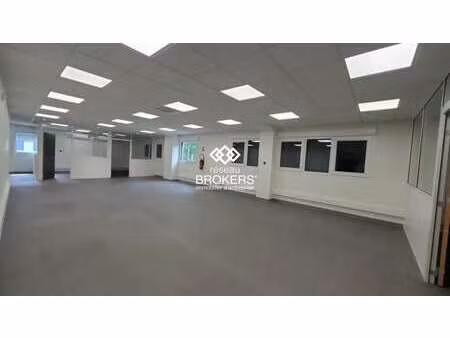 vente bureaux 586 m²