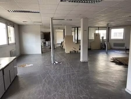 vente bureaux 542 m²