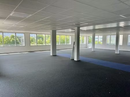 vente bureaux 231 m²