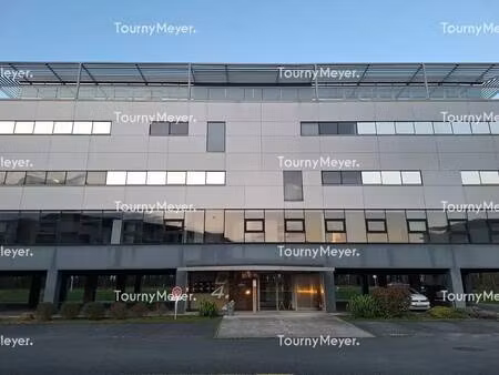 vente bureaux 1 560 m²