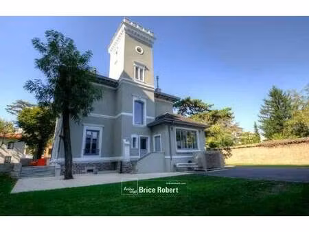 vente bureaux 614 m²