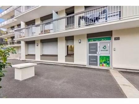vente bureaux 67 m² à 320 m²