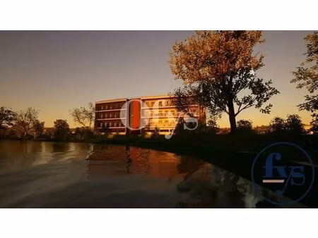 vente bureaux 90 m² à 1 840 m²