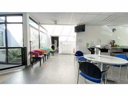 vente bureaux 1 140 m²