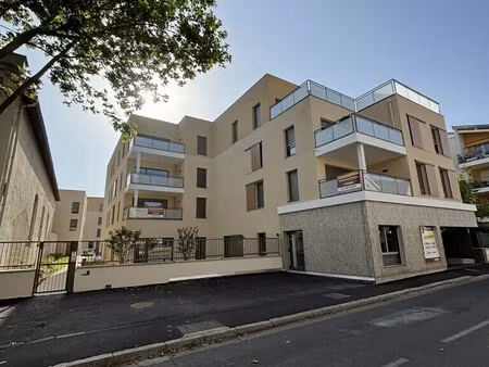 vente bureaux 79 m² à 251 m²