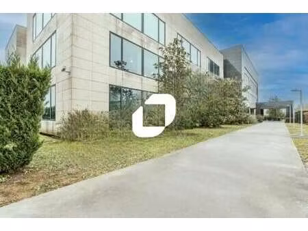 vente bureaux 86 m² à 173 m²