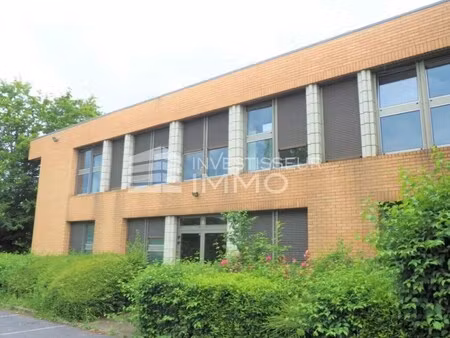 vente bureaux 865 m²