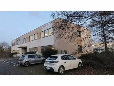vente bureaux 608 m²