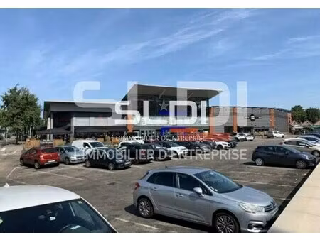 vente bureaux 90 m² à 667 m²