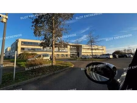 vente bureaux 3 585 m²