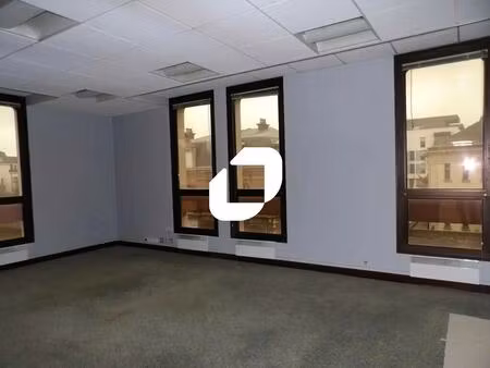 vente bureaux 148 m² à 469 m²