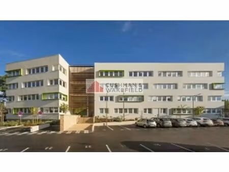 vente bureaux 172 m² à 702 m²