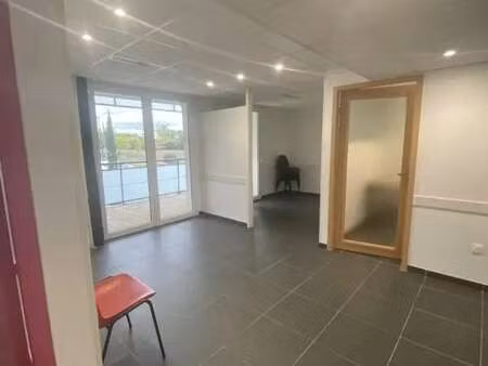 vente bureaux 94 m²