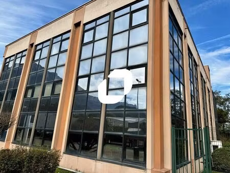vente bureaux 136 m²