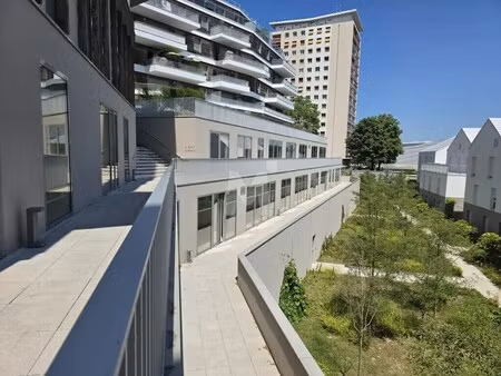 vente bureaux 240 m² à 563 m²