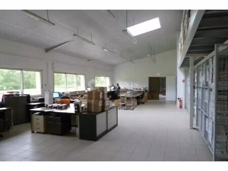 vente bureaux 700 m²
