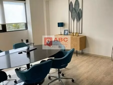 vente bureaux 590 m²