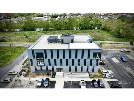 vente bureaux 70 m² à 2 206 m²