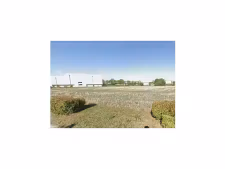 vente terrain 3000m² à 12000m²