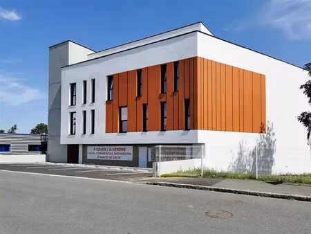 vente bureaux 139 m² à 736 m²