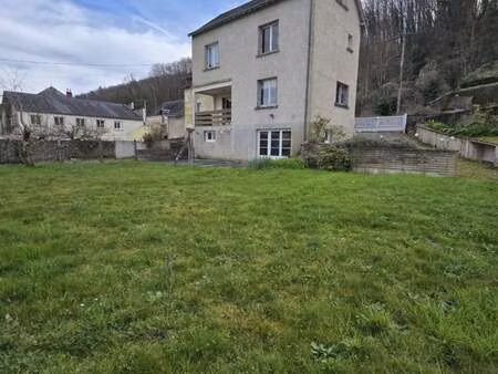 vente maison à la chartre-sur-le-loir (72340) : à vendre / 135m² la chartre-sur-le-loir