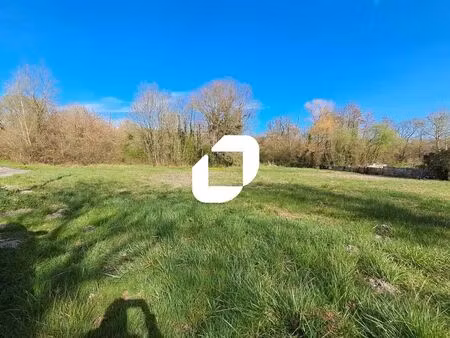 vente terrain 2 200 m²