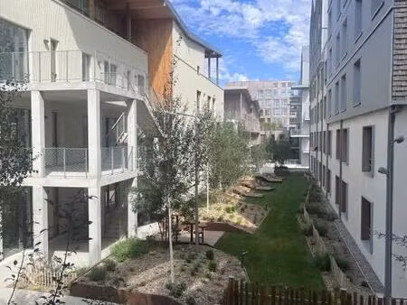 vente bureaux 85 m² à 1 017 m²