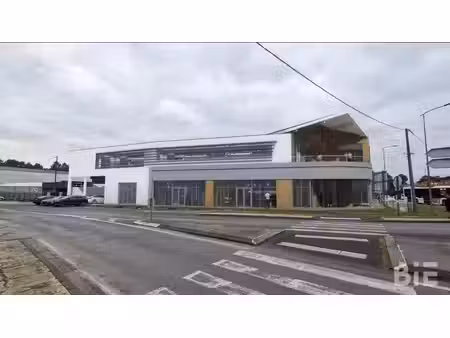 vente bureaux saint-aubin-de-médoc 33160 50m² à 779m²