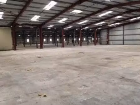 vente terrain 32 408 m²