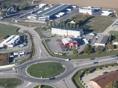 vente terrain 38 000 m²