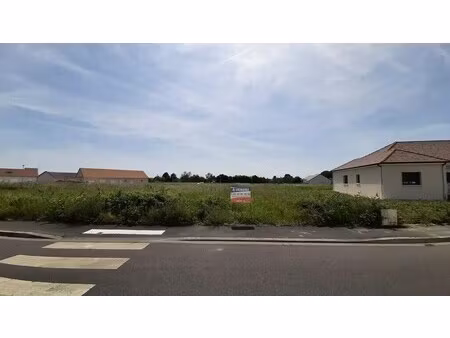 vente terrain 766 m²